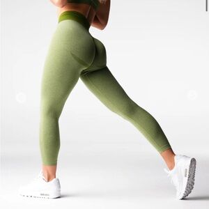 NVGTN knockout leggings in meadow